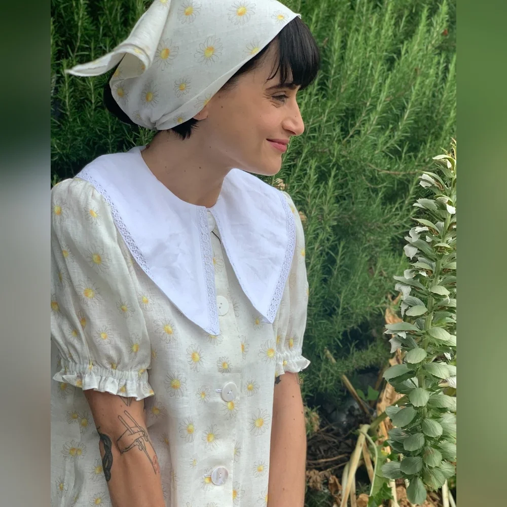 Sleeper Marie 100% linen daisy print mini dress, small - Picture 8 of 15